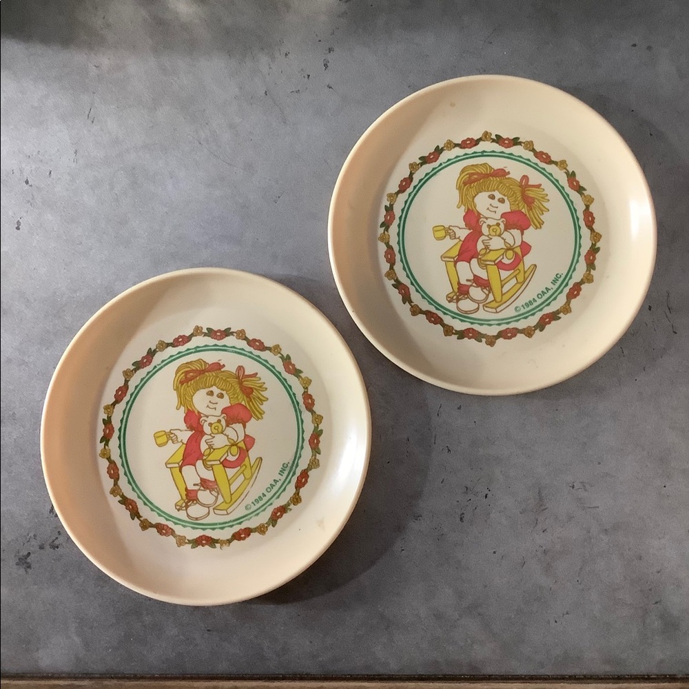 TWO 1984 CABBAGE PATCH‎ PLATES FOR DOLLS